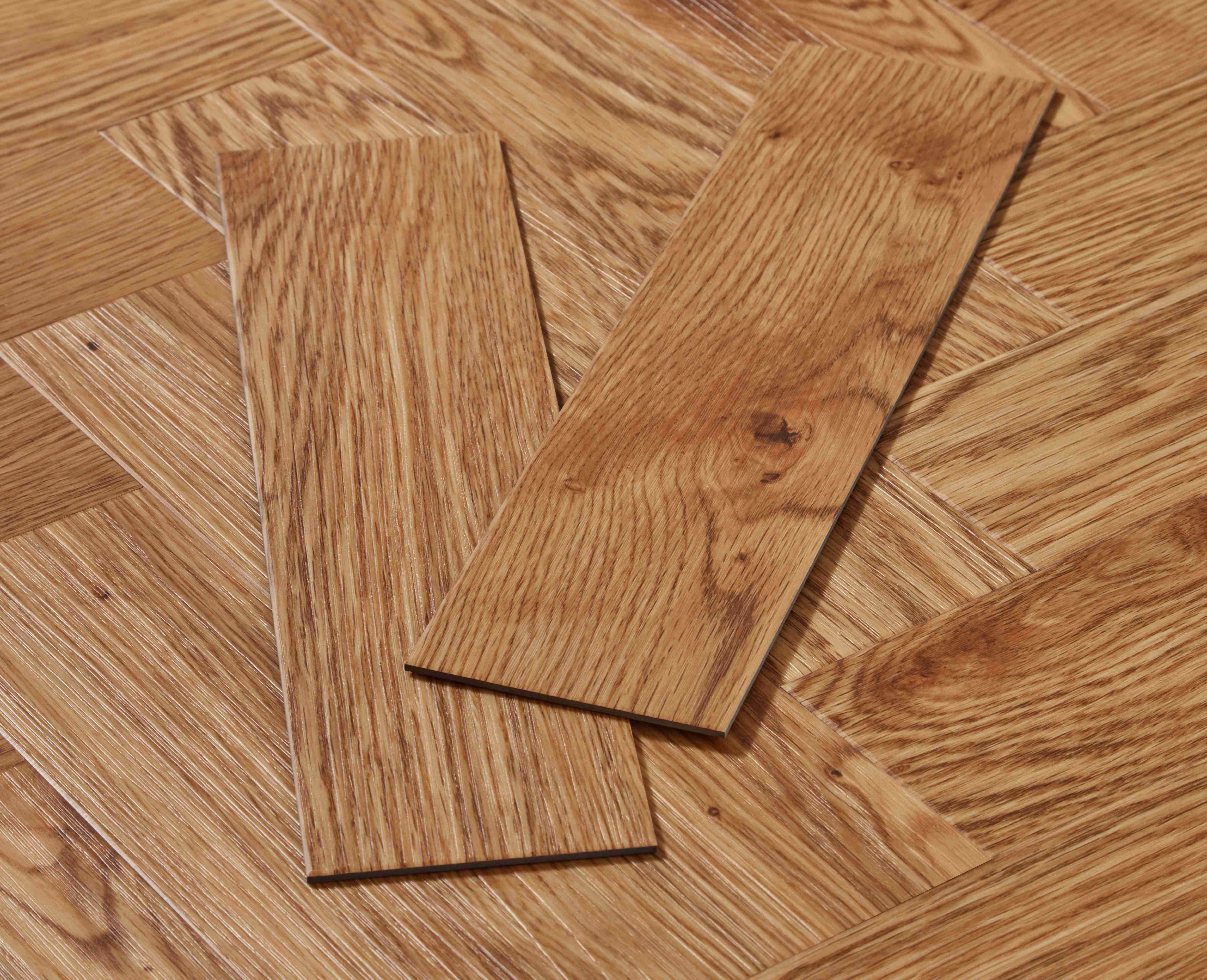 Retail Store Chain LVT Wood Planks